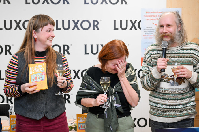 FOTO: Marek Zelinka se pod dlouhé době ukázal se změněnou image. – stránka 9