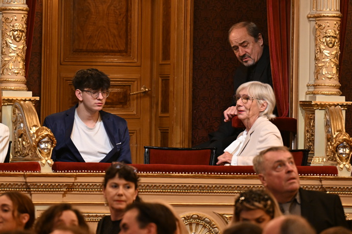 FOTO: Viktor Preiss přišel na balkon za Danou Syslovou. – stránka 11