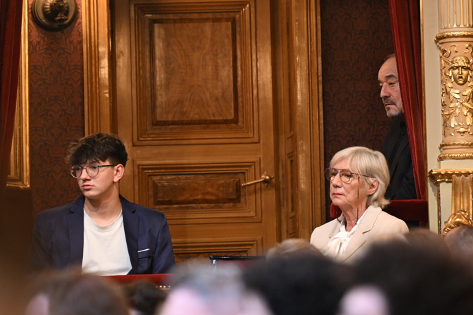 FOTO: Viktor Preiss se schovával. – stránka 1