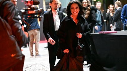 FOTO: Lucie Bílá odchází z Českého slavíka v doprovodu syna Filipa.