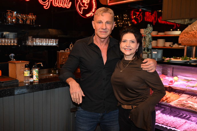 FOTO: Martin Maxa nazpíval duet s Márou. – stránka 22