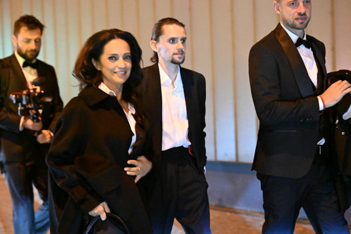 FOTO: Chystá se dokument o životě Lucie Bílé? – stránka 28