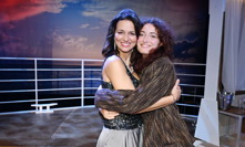 Adéla s dcerou Nelou.