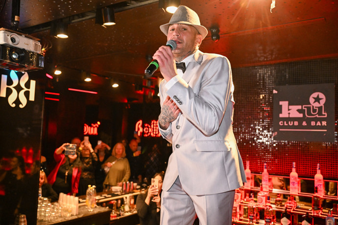 FOTO: Sámer Issa pokřtil nový videoklip. – stránka 13