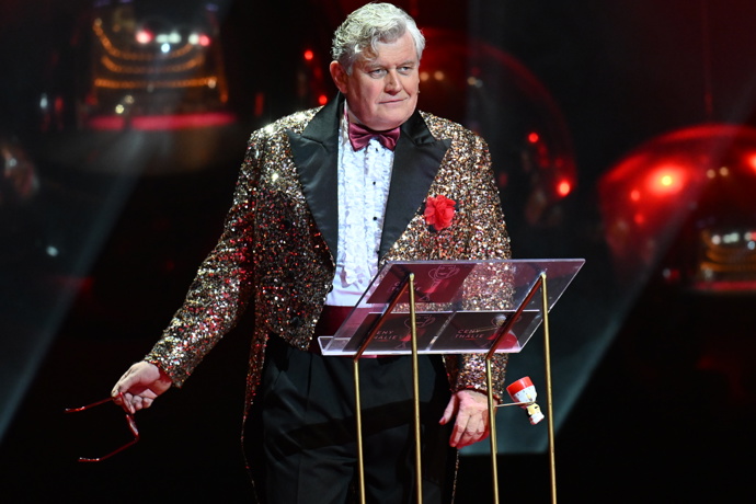 FOTO: Miroslav Hanuš provázel udílením cen Thálie. – stránka 55