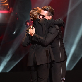 Absolonová svoji historicky druhou cenu Thálie oplakala. 