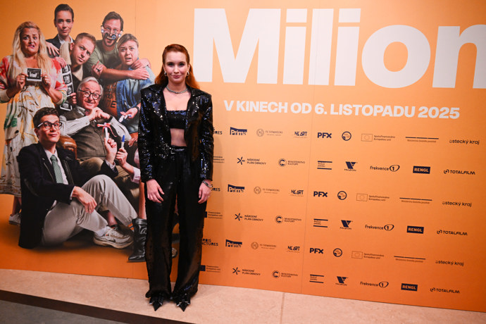 FOTO: Denisa Nesvačilová na premiéře Milion. – stránka 13