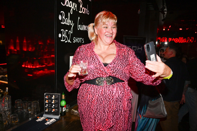 FOTO: Eva Poláčková na křtu videoklipu Sámera Issy. – stránka 3