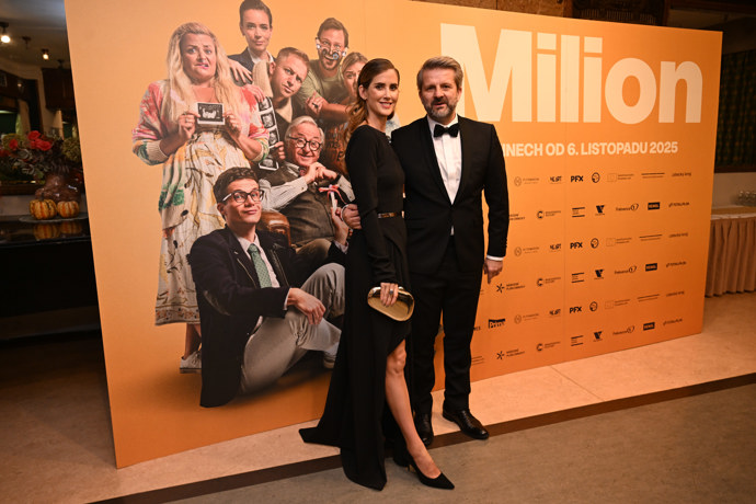 FOTO: Bernášková hraje ve filmu Milion komickou roli špindíry.