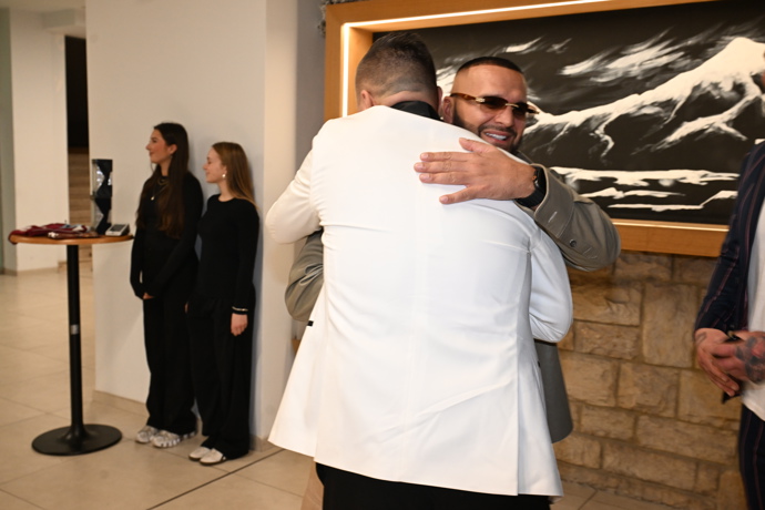 FOTO: Tomáše přišel podpořit i rapper Rytmus. – stránka 38