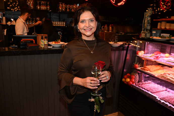 FOTO: Zpěvačka Mára. – stránka 2