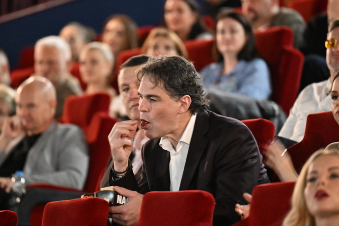 FOTO: Cola a nachos = nejoblíbenější menu v kině? – stránka 13