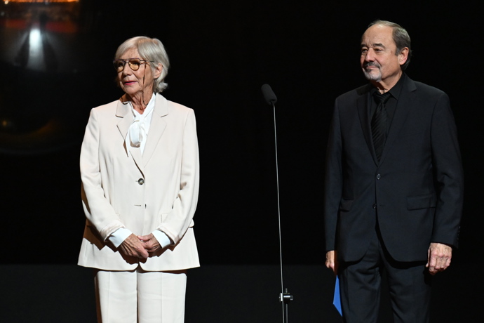 FOTO: Dana Syslová po boku Viktora Preisse. – stránka 8