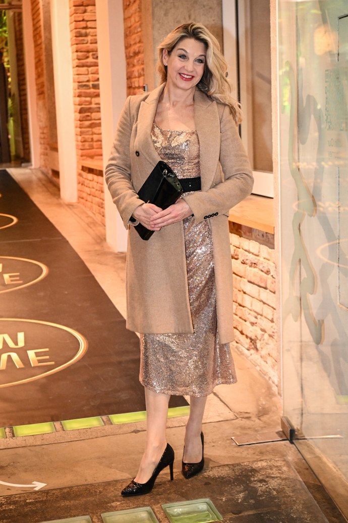 FOTO: Krásná Sabina Laurinová. – stránka 17