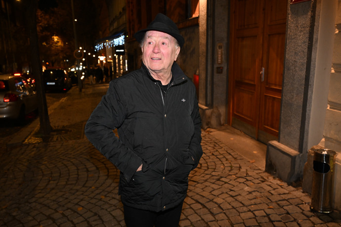 FOTO: Petr Janda měl skvělou náladu a pózoval fotografům. – stránka 43