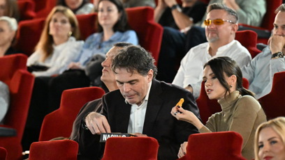 FOTO: Dominika s úsměvem, Jágr s plnou pusou.