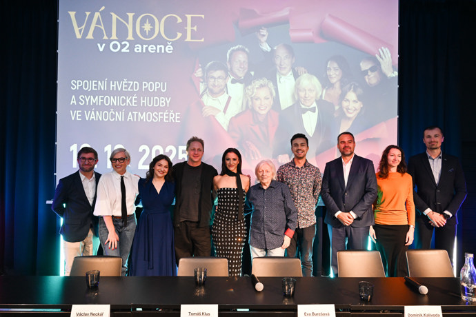 FOTO: Václav Neckář a další slavné tváře, které vystoupí na vánočním koncertu 16. prosince. – stránka 1
