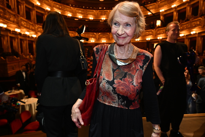 FOTO: Daniela Kolářová byla samý úsměv. – stránka 1