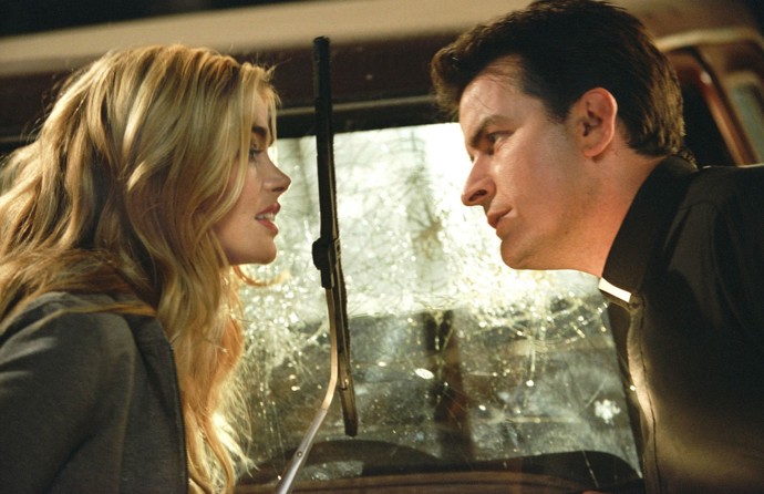 FOTO: Denise Richards a Charlie Sheen ve filmu Scary movie. – stránka 7
