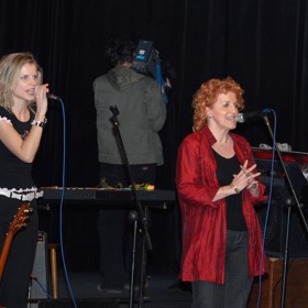 Vlasta Parkanová se dříve věnovala také zpěvu. 