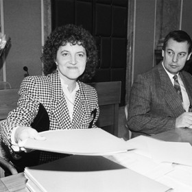 Vlasta Parkanová působila jako ministryně spravedlnosti, obrany a také jako místopředsedkyně vlády. 