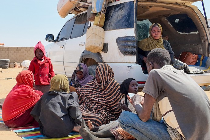 FOTO: Mnoho Súdánců se snaží uprchnout před vražděním.