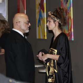 Hynek Čermák s expartnerkou Veronikou na premiéře filmu Neporazitelní.