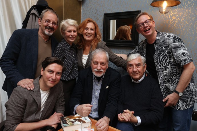 FOTO: Ze křtu knihy Edor: Počátek. – stránka 1