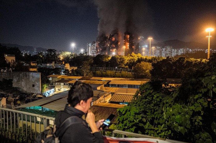 FOTO: Zemřelo nejméně 13 lidí. – stránka 2