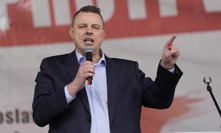 Jindřich Rajchl je kontroverzní politik vyvolávající vášně.