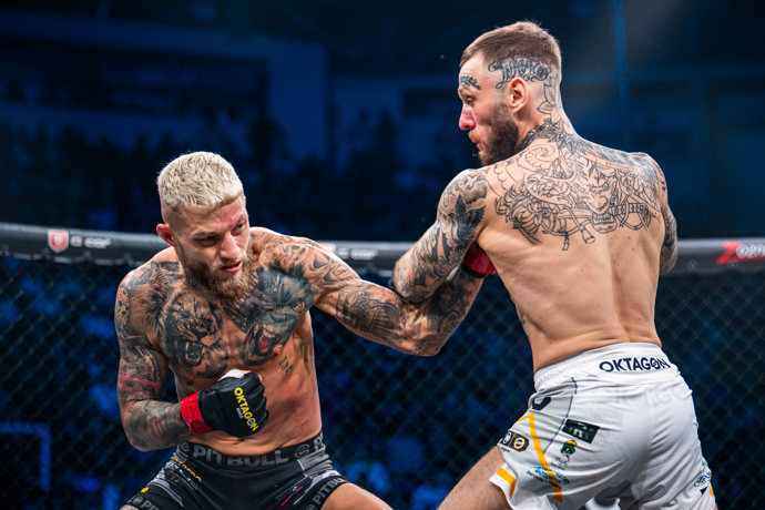 FOTO: Radek Roušal během zápasu. – stránka 9