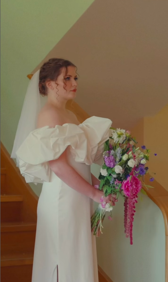 FOTO: Berenika měla na svatbě krásné šaty. – stránka 1