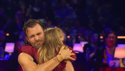 FOTO: Leoš Mareš v objetí s dcerou během StraDance Tour.