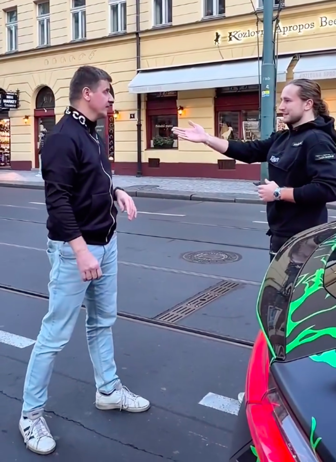 FOTO: Bitce předcházela slovní roztržka. – stránka 4