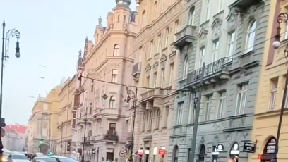 FOTO: Oba se najednou srazili na zem.