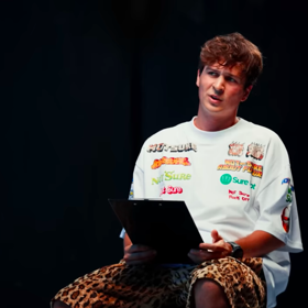 Nikos chvíli nevěděl, jak už Rytmusovi vysvětlit princip pořadu.