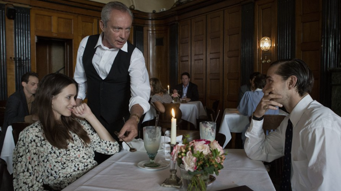 FOTO: Udo Kier si zahrál i ve filmu Nymfomanka, část II. – stránka 1