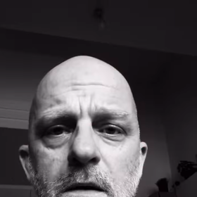 Hynek Čermák natočil parodické video na Babišovu rošádu.