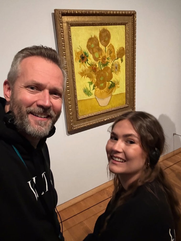 FOTO: Ondřej Novotný vyrazil s dcerou do Amsterdamu. – stránka 18