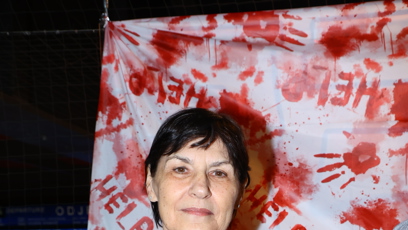 FOTO: Jiřina Hofmanová s knihou Hlasy zločinu.