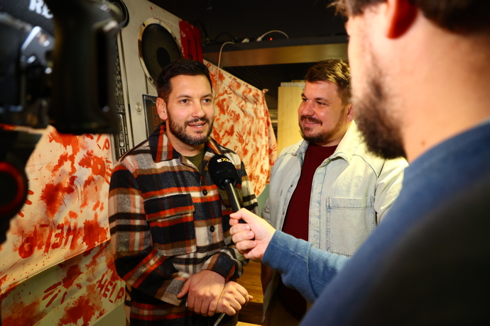 FOTO: Václav Janata a Jakub Kvasnička během rozhovoru pro eXtra.cz.