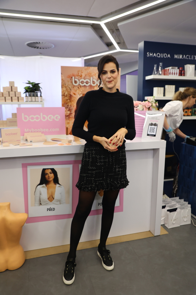 FOTO: Ornella Koktová má dole 11 kilogramů. – stránka 33