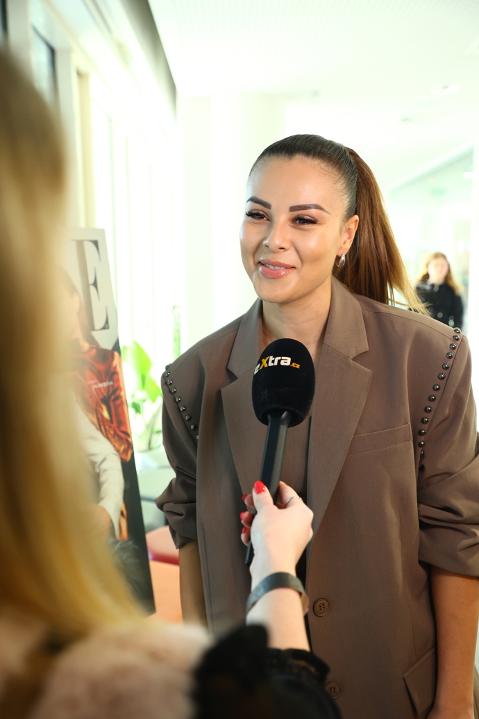 FOTO: Monika Bagárová během rozhovoru pro eXtra.cz. – stránka 1
