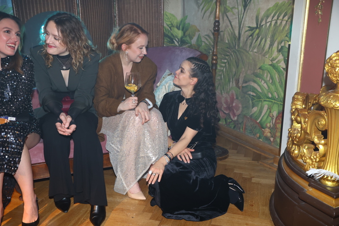 FOTO: Alena Doláková na Iluminate party. – stránka 3