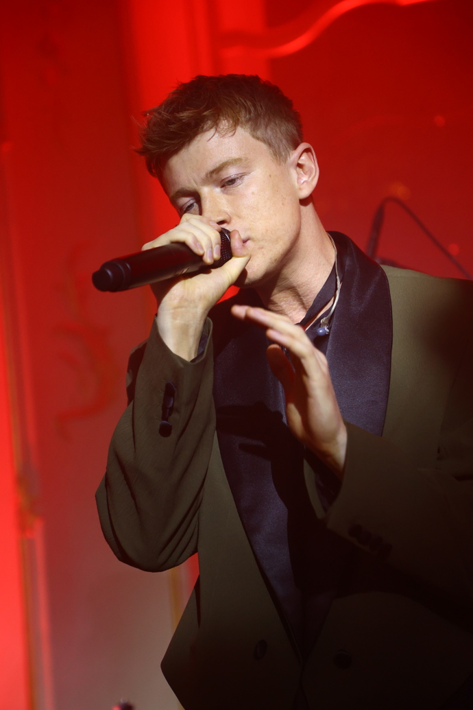 FOTO: Zpěvák Adam Mišík. – stránka 2