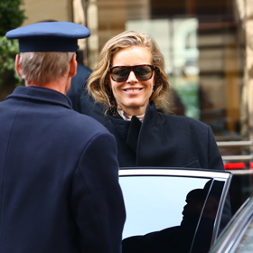 Eva Herzigová si zašla na procházku Prahou.