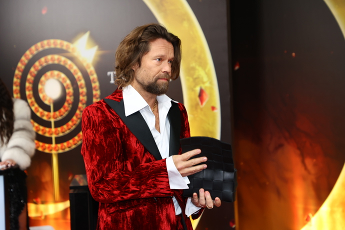 FOTO: Richard Krajčo má tentokrát psaníčko. – stránka 32