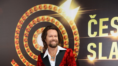 FOTO: Richard Krajčo zapózoval s psaníčkem.