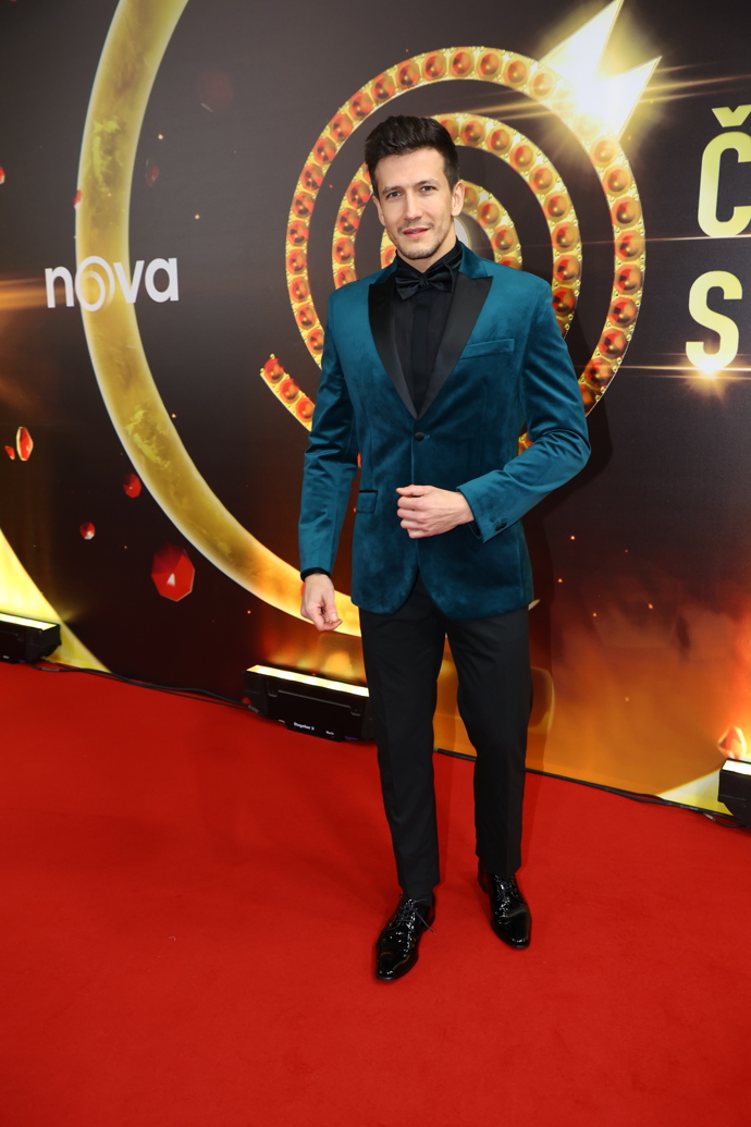 FOTO: Bachelor Jan Solfronk dorazil sám. – stránka 8