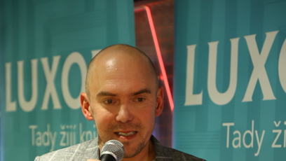 FOTO: Láďa Hruška vydal novou knihu.